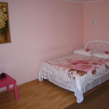 Hotel Service Predslava On Antonovicha Street Kiev Extérieur photo