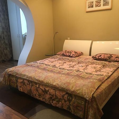 Hotel Service Predslava On Antonovicha Street Kiev Extérieur photo