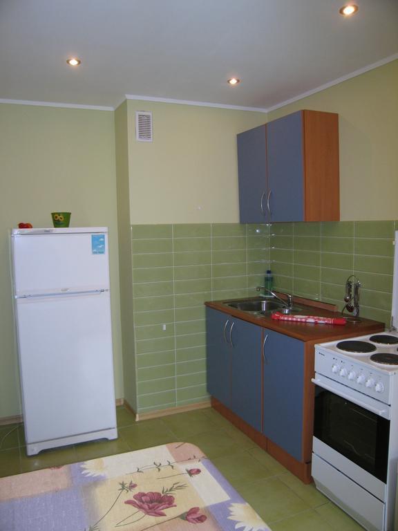 Hotel Service Predslava On Antonovicha Street Kiev Chambre photo