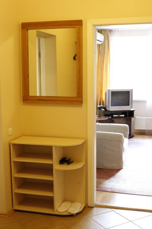 Hotel Service Predslava On Antonovicha Street Kiev Chambre photo