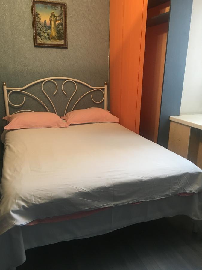 Hotel Service Predslava On Antonovicha Street Kiev Extérieur photo