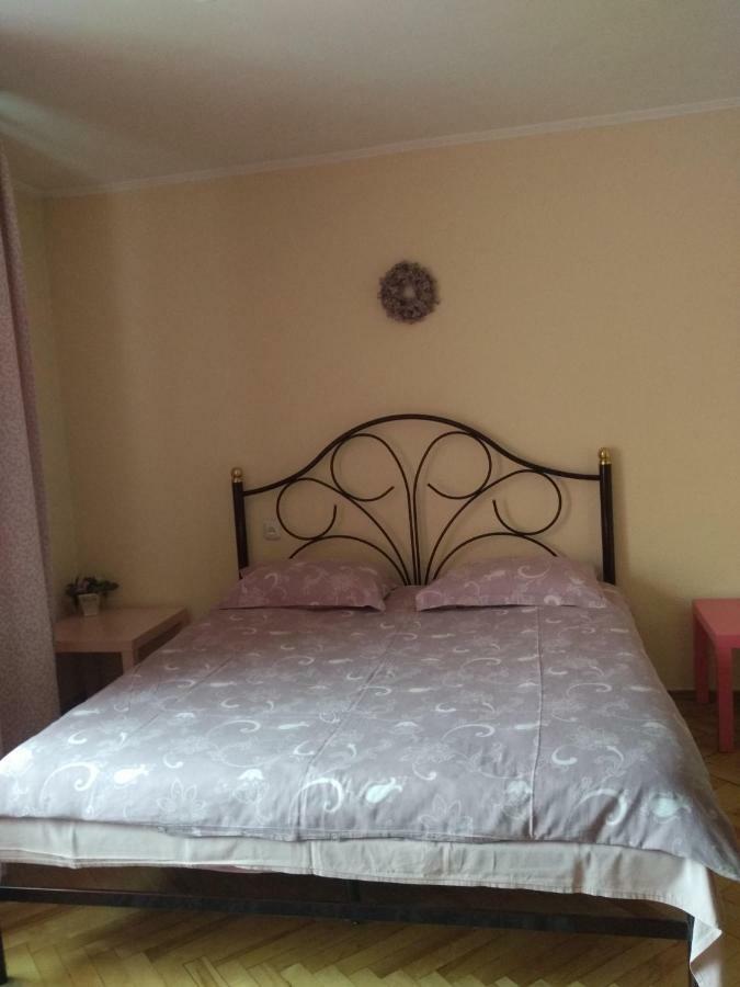 Hotel Service Predslava On Antonovicha Street Kiev Extérieur photo